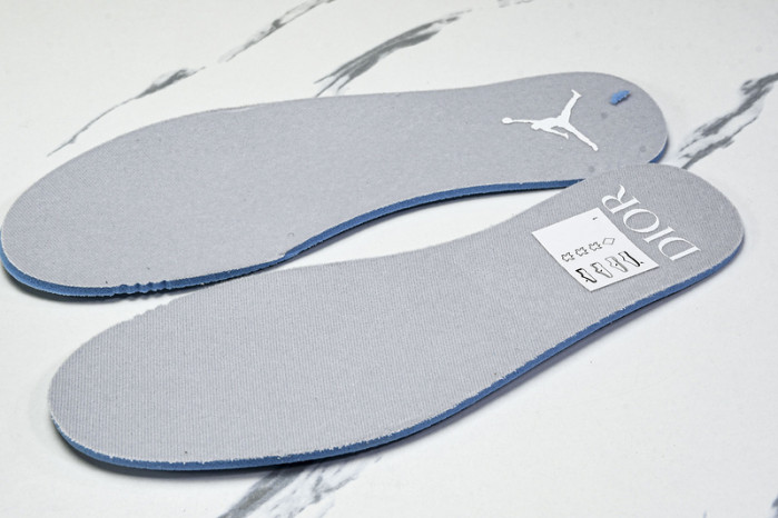 DIOR ×Air Jordan 1 High CN8607-002