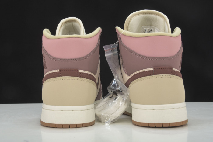 jordan 1 mid se dark pony smoky mauve (w) do7440-821