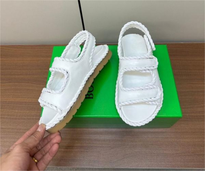 B*OTEGA V*ENETA SLIDE BVSE-003