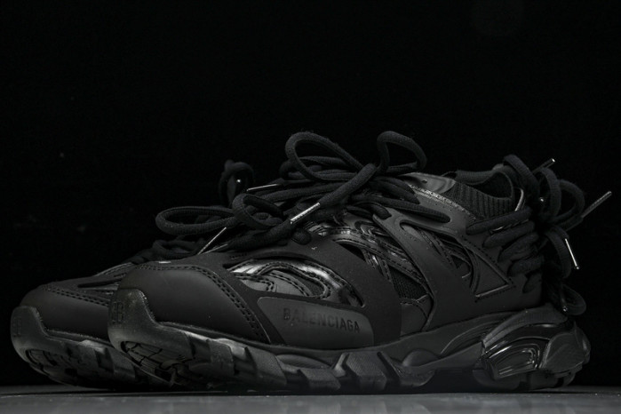 Ba*len*cia*ga track runner  btt-198