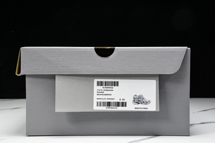 Ba*len*cia*ga track runner btt-189