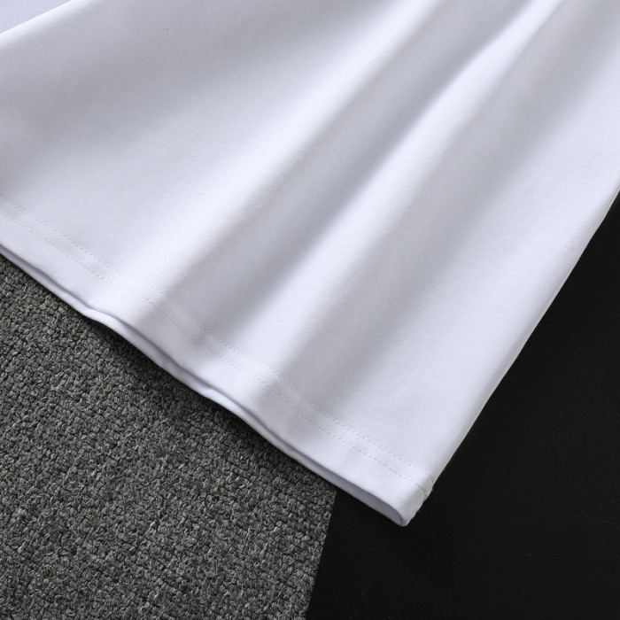 G*UCCI CLOTHES GICS-016