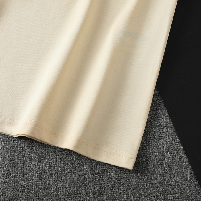 G*UCCI CLOTHES GICS-014