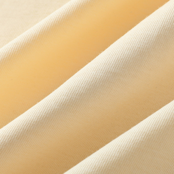 G*UCCI CLOTHES GICS-017