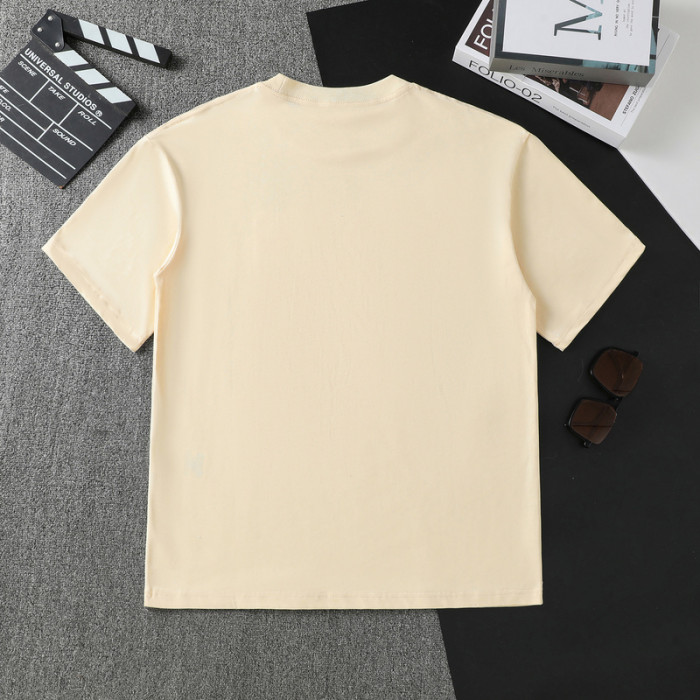 G*UCCI CLOTHES GICS-017