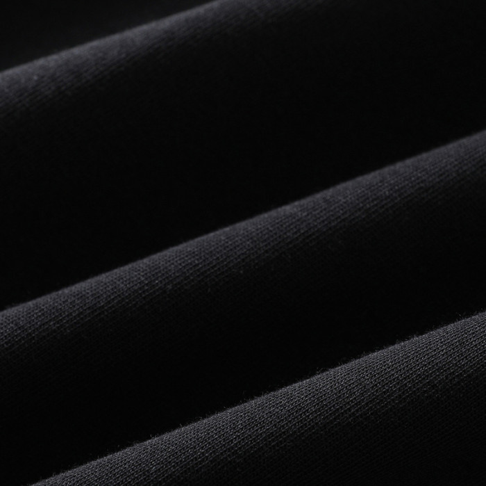 G*UCCI CLOTHES GICS-009