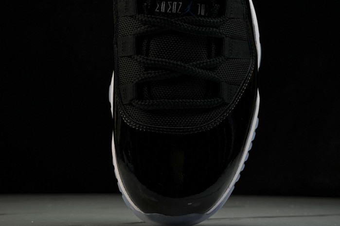 jordan 11 retro low  “space jam”  fv5104-004