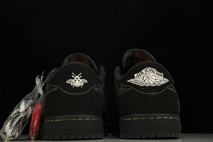 Travis Scott x Air Jordan 1 Low OG “Black/Phantom” DM7866-001