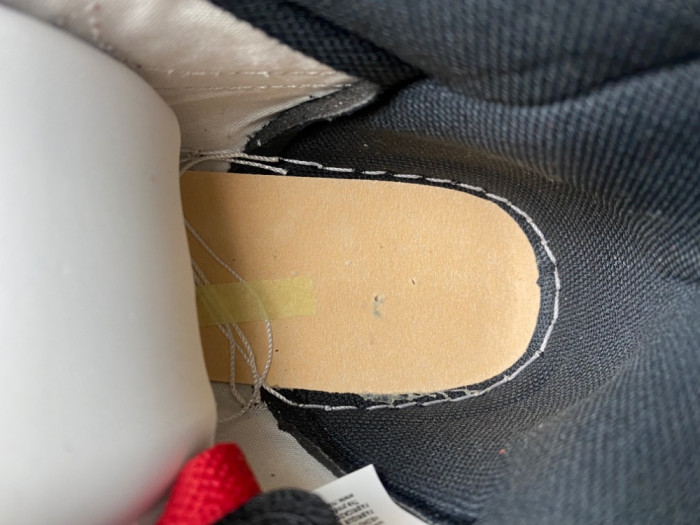 Air Jordan 1 High ’85 “Bred” Color HV6674-067