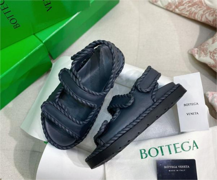 B*OTEGA V*ENETA SLIDE BVSE-005