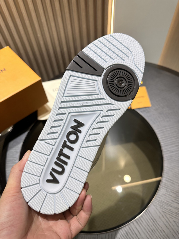 lou vuit sci-fi sneakers  lvss-0219