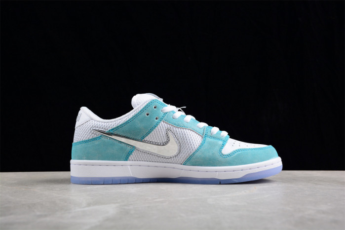 nike  sb dunk low   fd2562-400