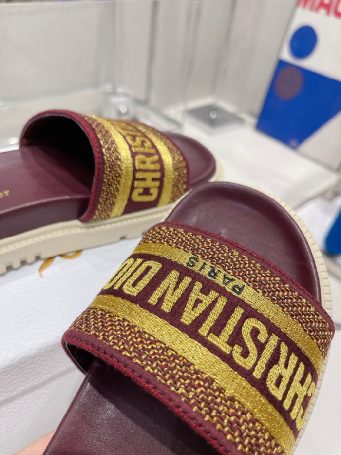 DIOR SLIDES DS-017