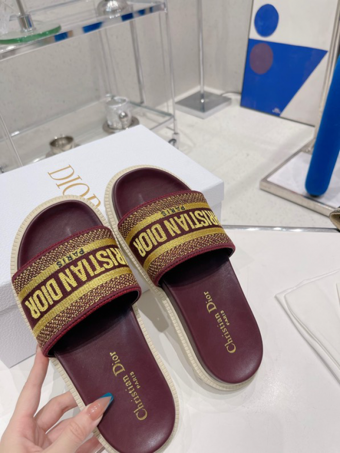DIOR SLIDES DS-017