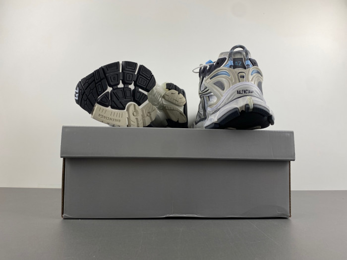 Ba*len*cia*ga track runner btt-207