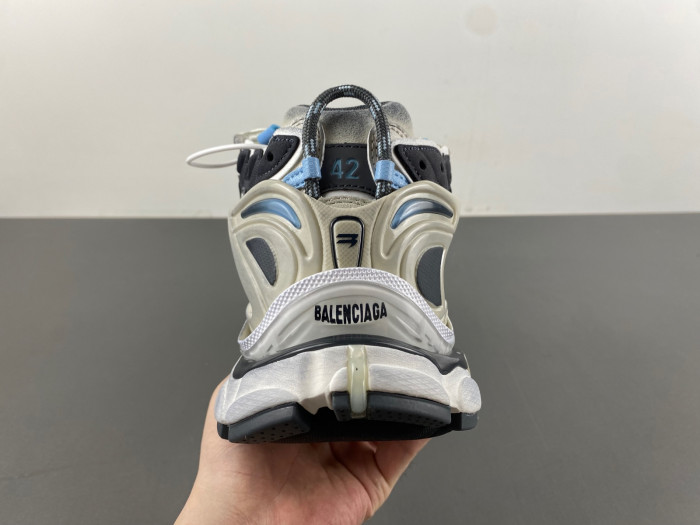 Ba*len*cia*ga track runner btt-207