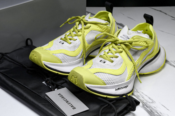 B*AL*ENCIAGA CIRCUIT BC-008