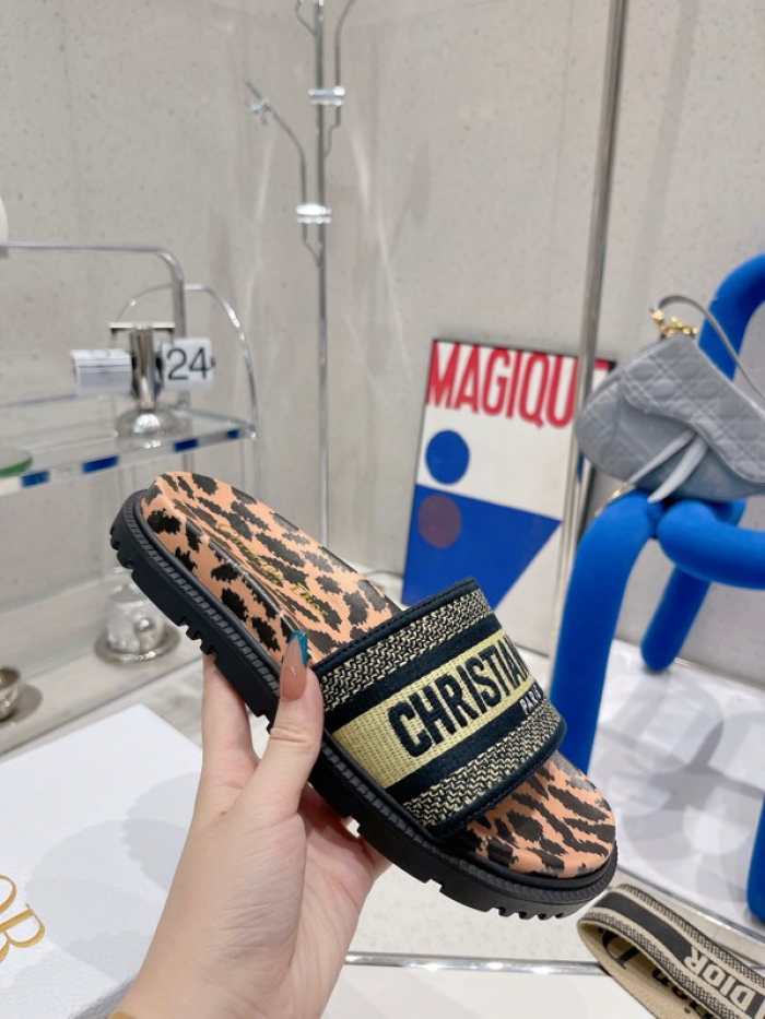DIOR SLIDES DS-013