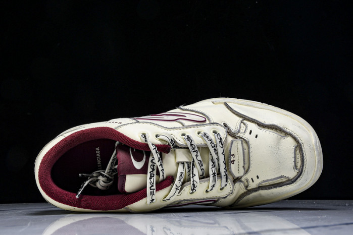 Balenciaga Hamptons Worn-Out WCURB9960