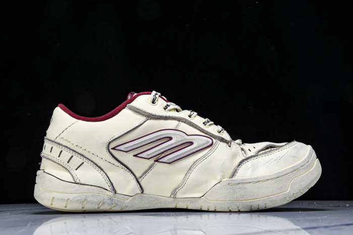 Balenciaga Hamptons Worn-Out WCURB9960