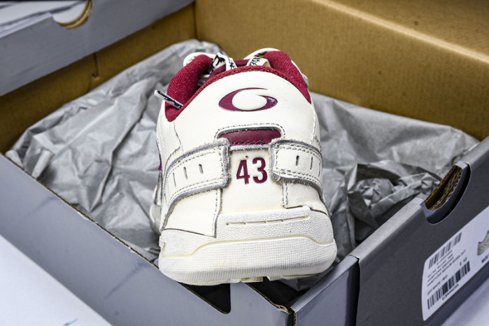 Balenciaga Hamptons Worn-Out WCURB9960