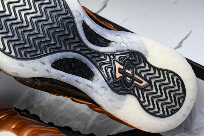 Nike Air Foamposite One “Metallic Copper” FZ9902-001