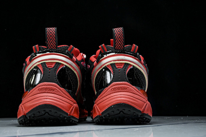 C/O​ SNEAKERS CO-030