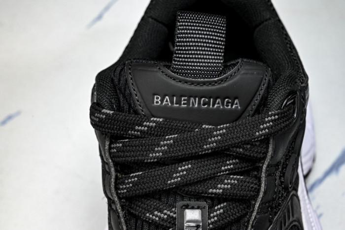 Balenciaga 6XL B6XI-017