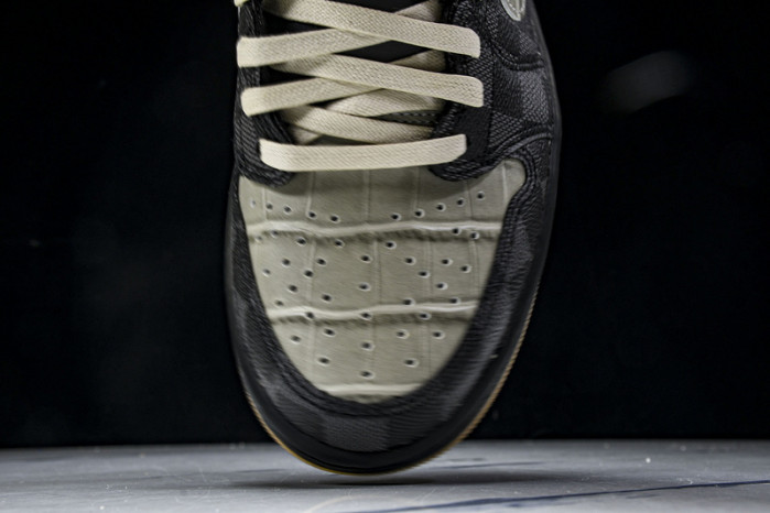 Travis Scott x Jordan Air Jordan 1 Low DZ2505-001