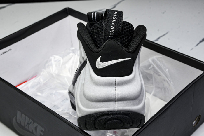 Nike Air Foamposite One “Wolf Grey” HF0794-001