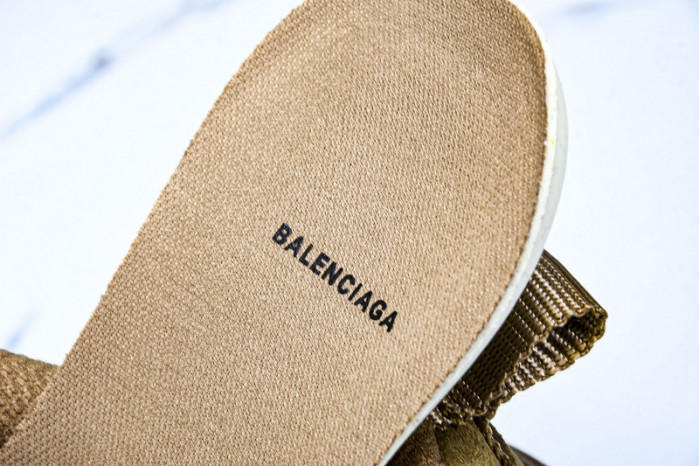 B*al*enciaga Monday Sneaker WMNSS-2200