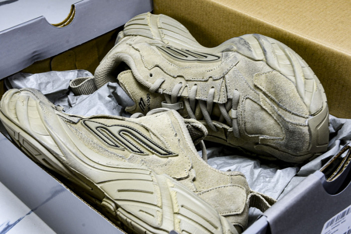 B*al*enciaga Monday Sneaker 825418WMNSS-9090