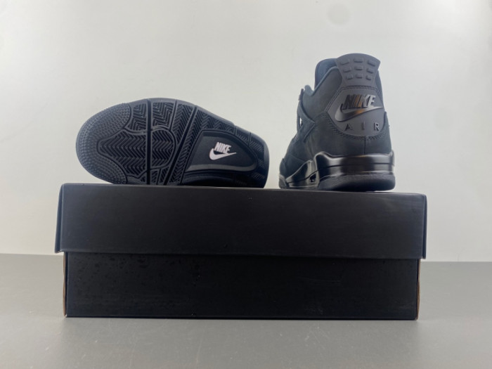 Air Jordan 4 “Black Cat” 2025 FV5029-010
