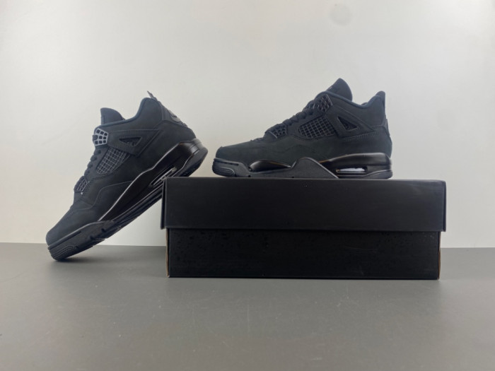 Air Jordan 4 “Black Cat” 2025 FV5029-010