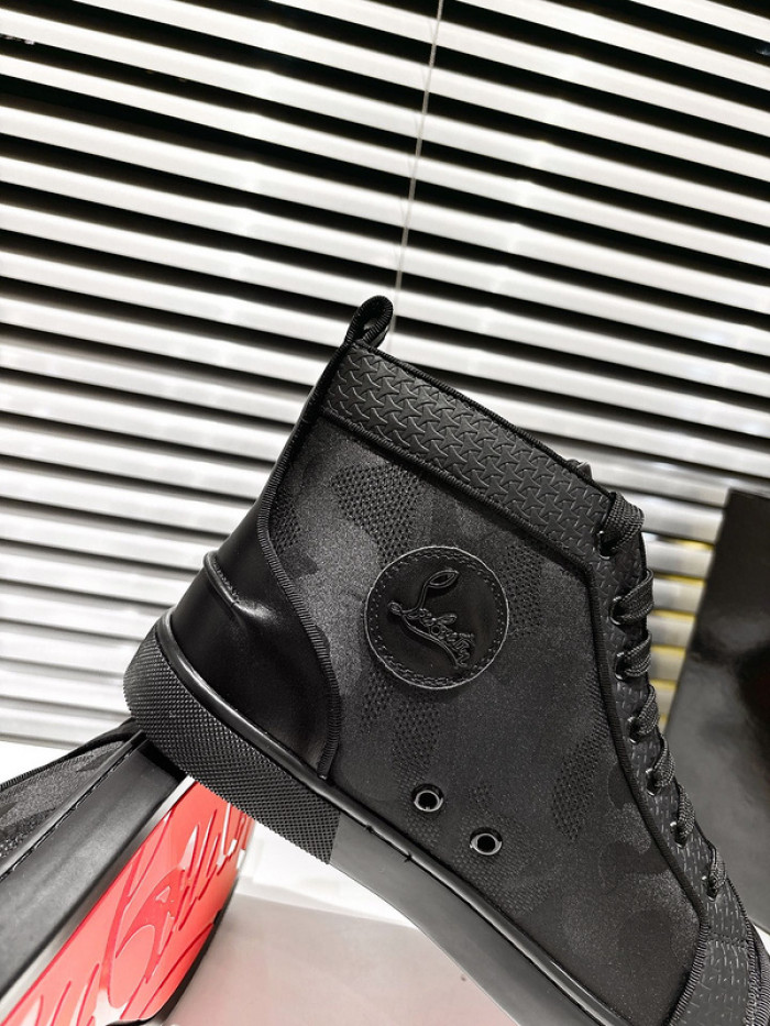 C*HRISTIAN L*BUBOUTIN CL-084