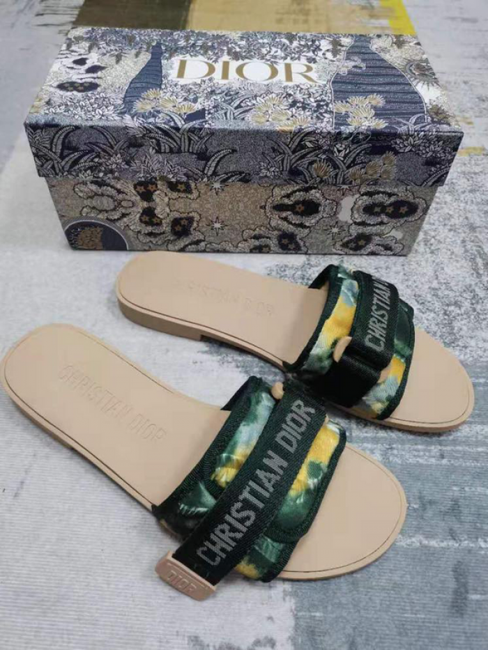 DIOR SLIDES DS-027