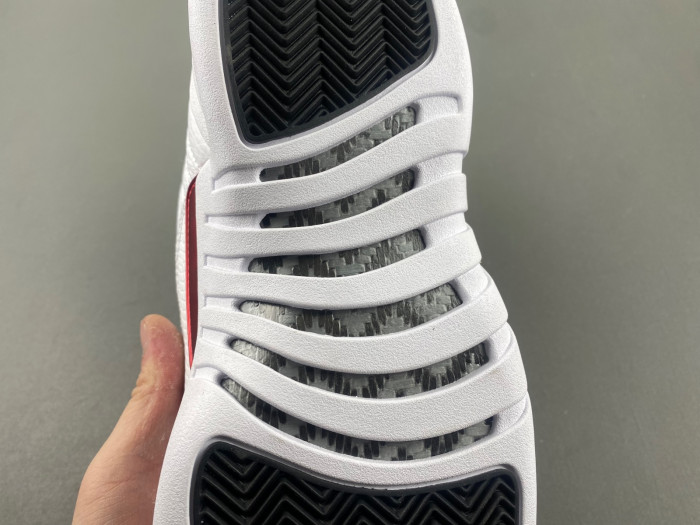 JORDAN 12 White flame red