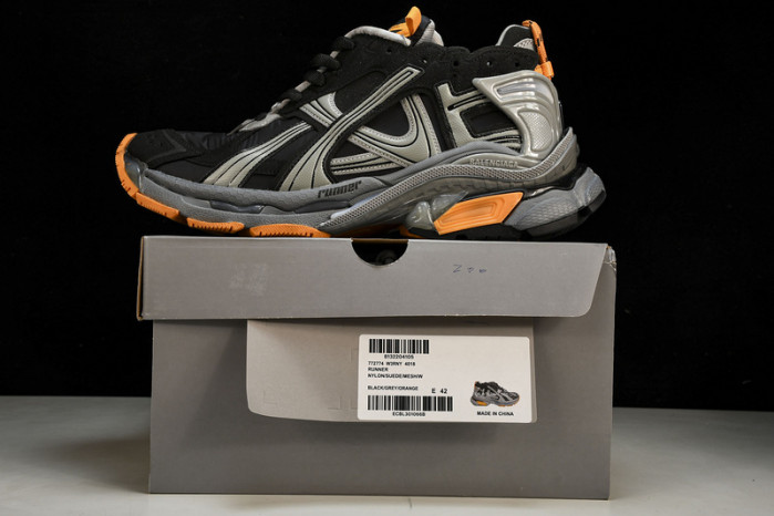 Balenciaga Runner BTT-196