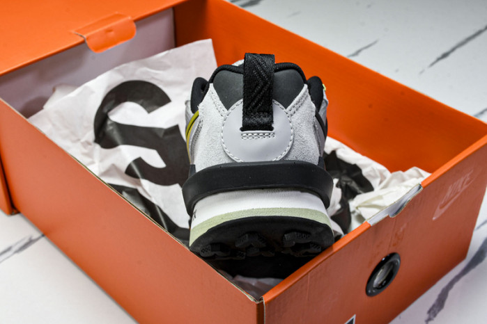 Sacai x Nike Zegamadome HQ8618-003