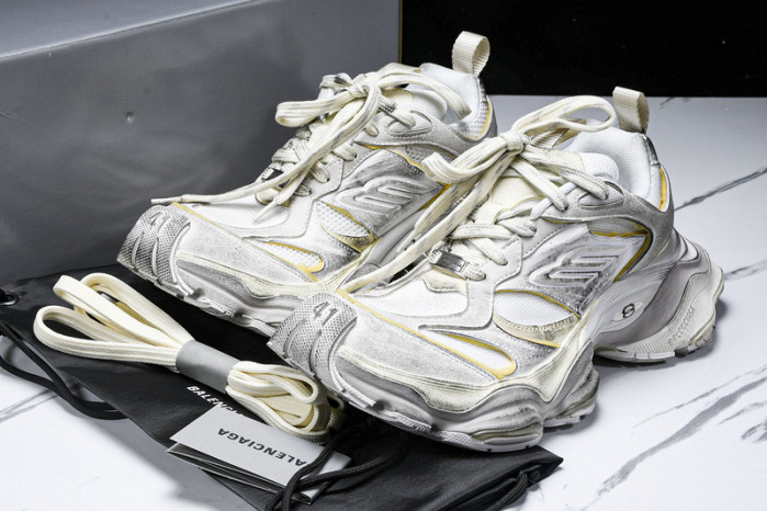 Ba*len*cia*ga 10xl bxi-006