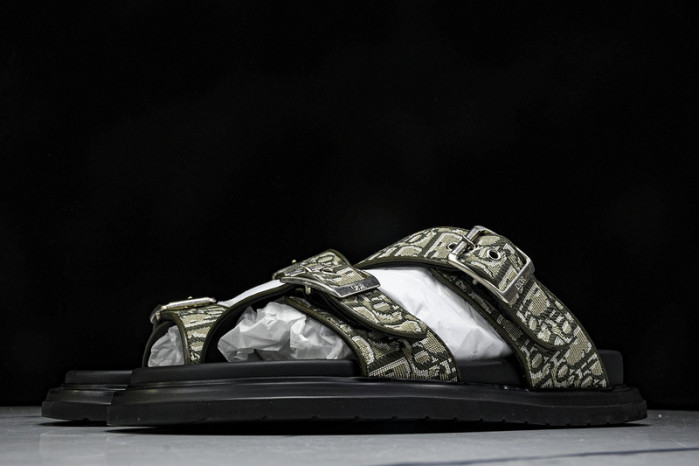 DIOR SLIDES DS-060