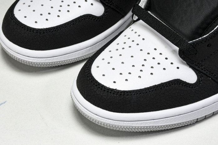 Air Jordan 1 High OG "Stage Haze" 555088-108