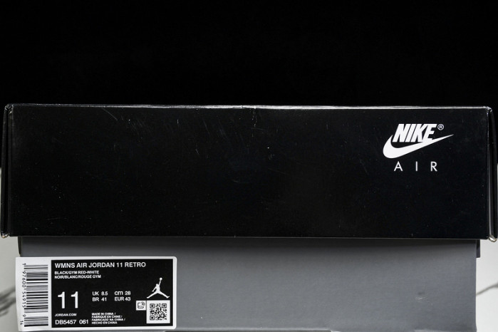 Air Jordan 11 “Bred Velvet” DB5457-061