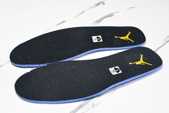 Air Jordan 12 “University Gold” 130690-070