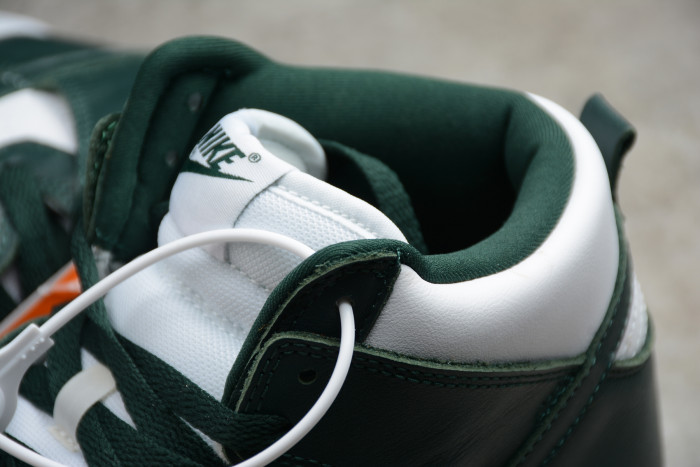 nike dunk high sp “spartan green” cz8149-100