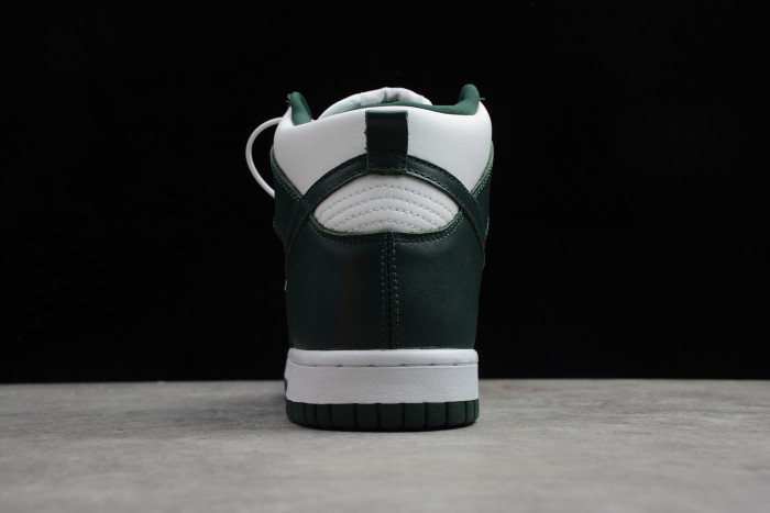 nike dunk high sp “spartan green” cz8149-100