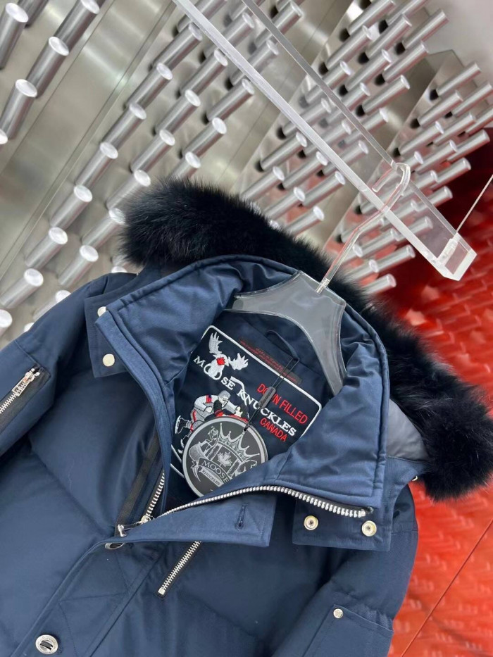 MOOSE KNUCKLES J-002