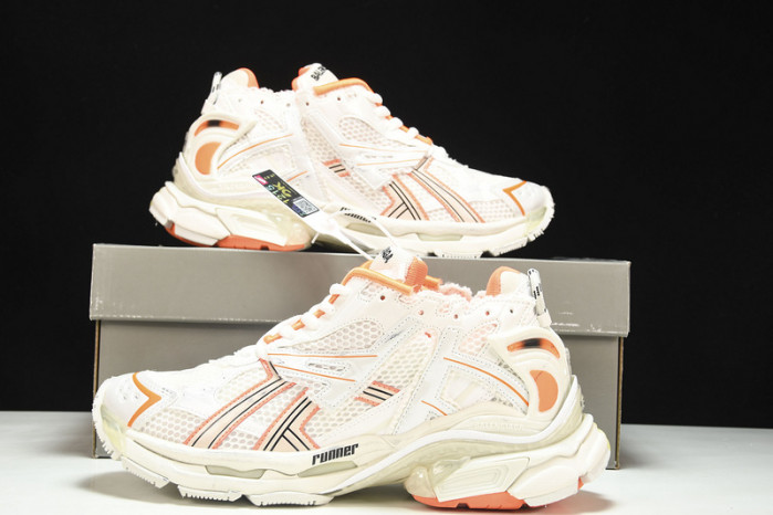 Ba*len*cia*ga track trainer    btt-052