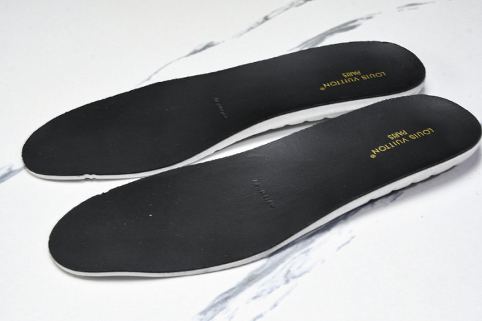 LOU VUIT RIVOLI LTRI-002