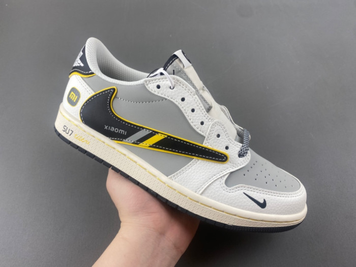 Travis Scott x Fragment Design x Jordan Air Jordan 1 Low XX3168-162